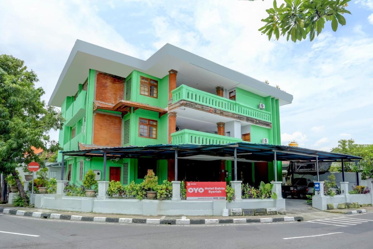 Oyo 90089 Hotel Satria Syariah Denpasar Zewnętrze zdjęcie