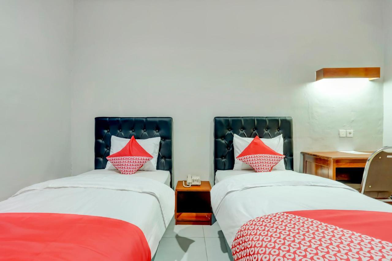 Oyo 90089 Hotel Satria Syariah Denpasar Zewnętrze zdjęcie