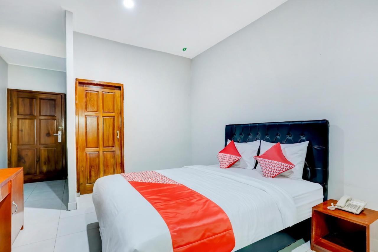 Oyo 90089 Hotel Satria Syariah Denpasar Zewnętrze zdjęcie